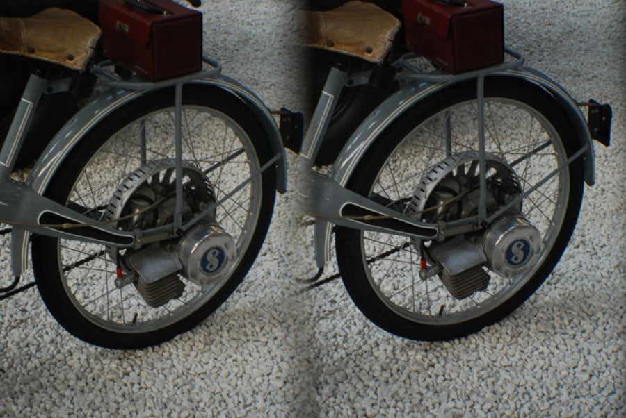 Deutschland, Technik Museeum, Speyer, Klein Motorrad mit Radnabenmotor